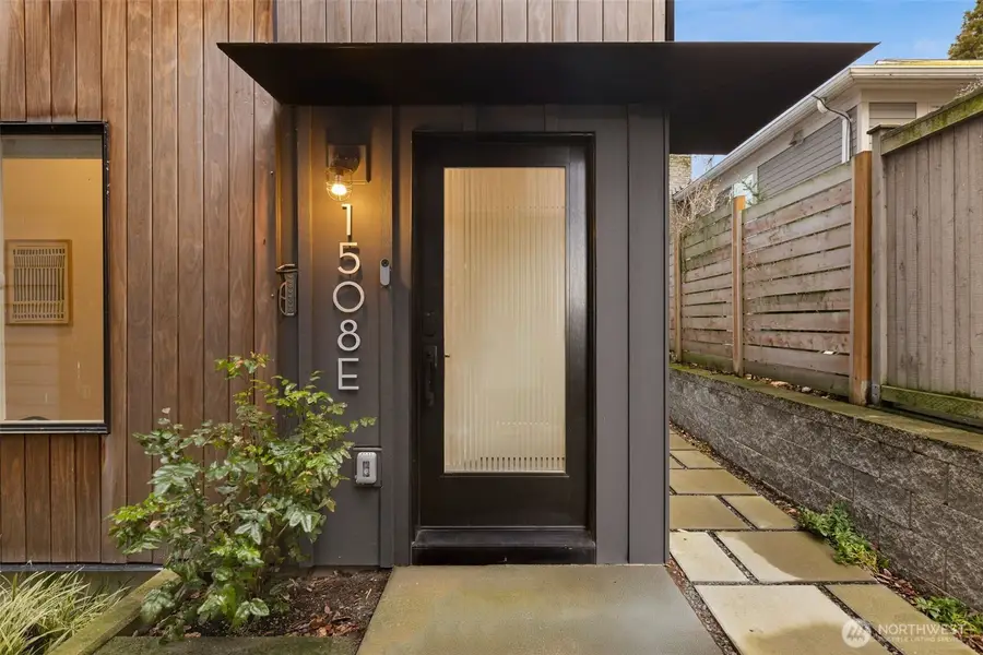 1508 18th Avenue #E, Seattle, WA 98122 - Image #2