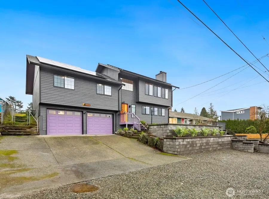 8832 14th Avenue Sw, Seattle, WA 98106 - Image #2
