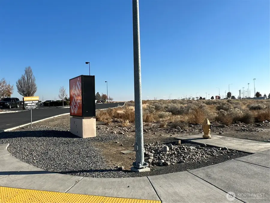 96 W Central Drive #1, Moses Lake, WA 98837 - Image #3