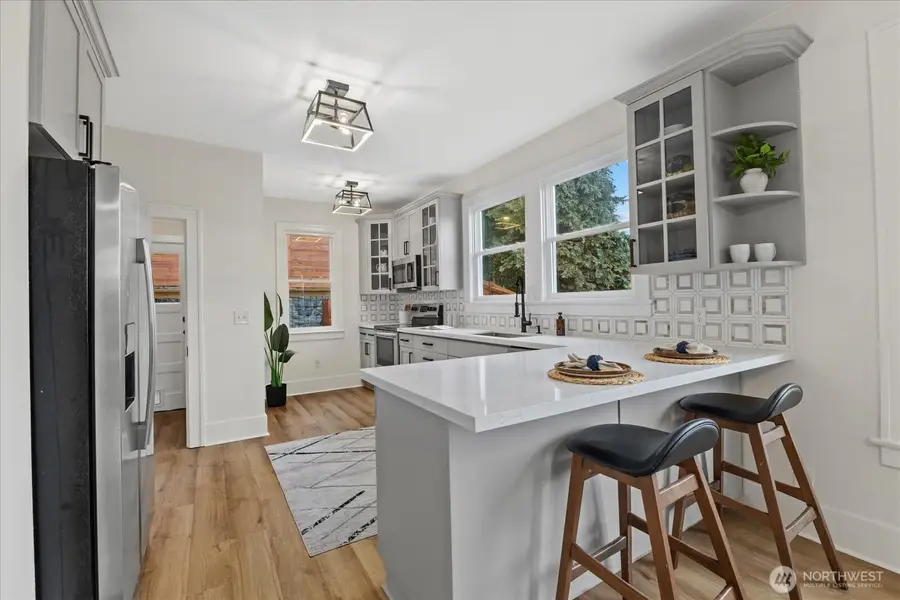 3252 13th Avenue W, Seattle, WA 98119 - Image #3