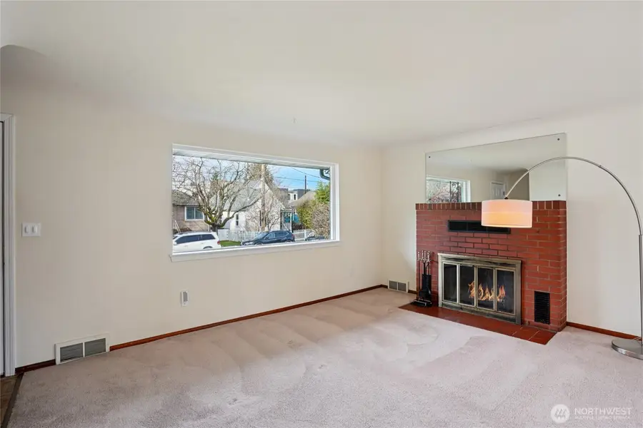 6628 Flora Avenue S, Seattle, WA 98108 - Image #3