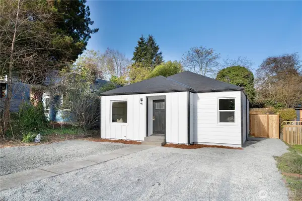 3538 SW Southern Street, Seattle, WA 98126