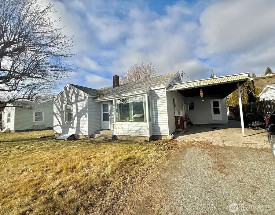 965 3rd Avenue N, Okanogan, WA 98840 - #2