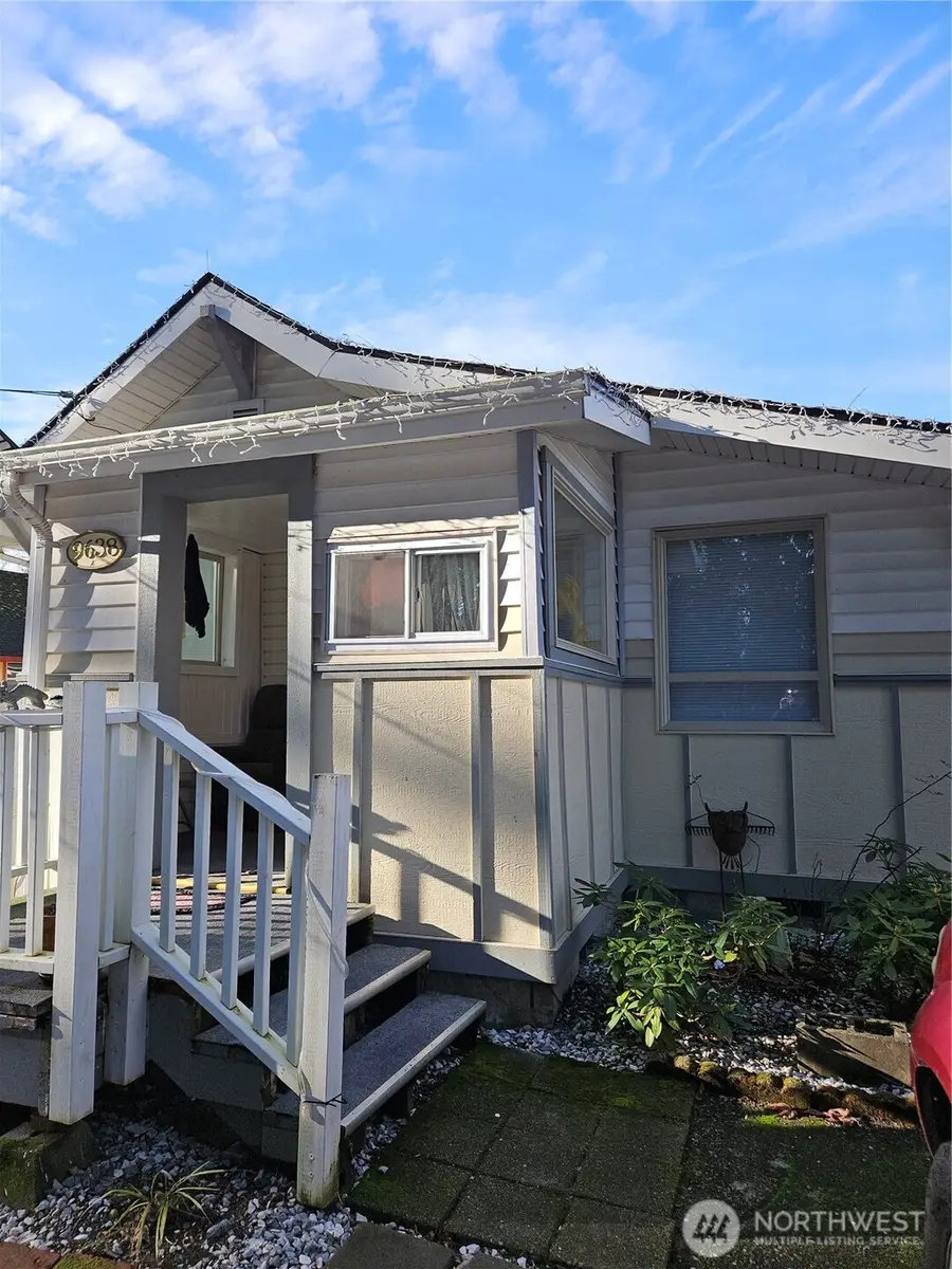 9638 D Street E, Tacoma, WA 98445 - #3