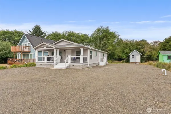 130 Pacific Boulevard Nw, Ocean Shores, WA 98569