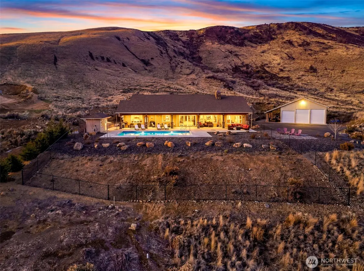 25 Sageland Road, East Wenatchee, WA 98802 - #1