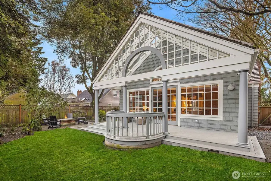 7016 28th Avenue Ne, Seattle, WA 98115 - Image #2