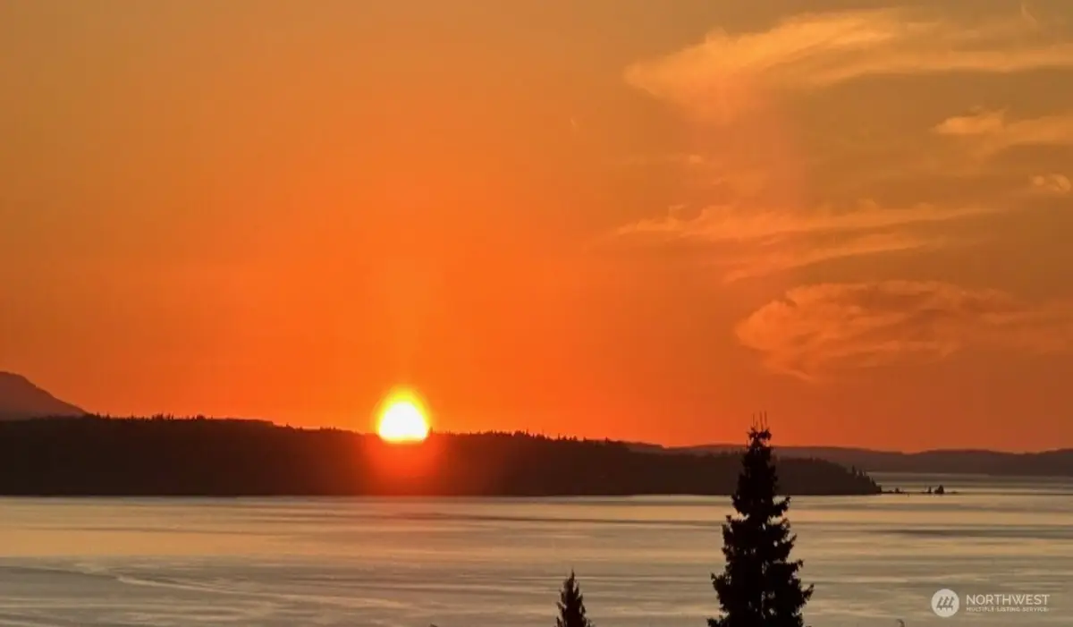 1133 Emerald Hills Dr., Edmonds, WA 98020 - Image #1