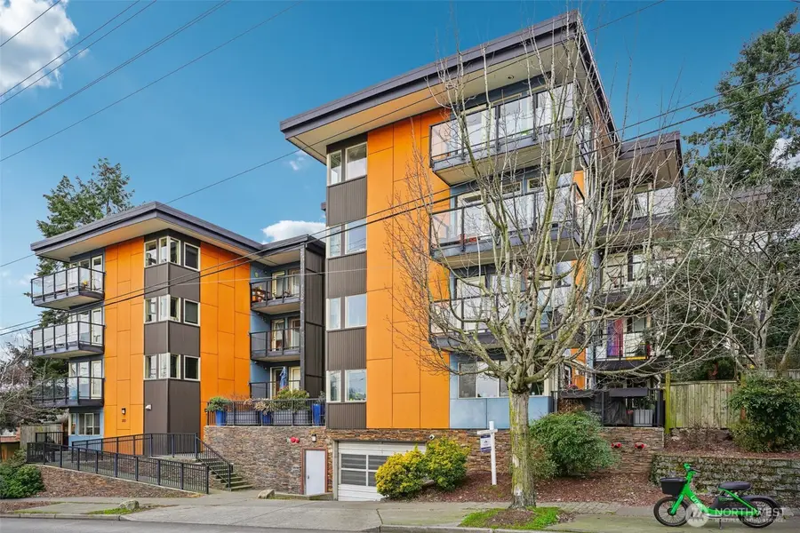 120 NW 39th Street #206, Seattle, WA 98107 - Image #2