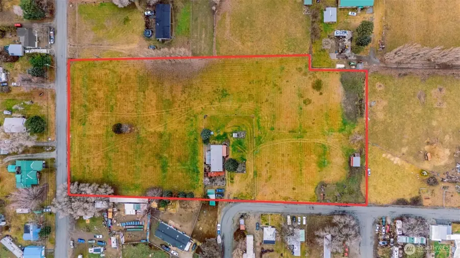 213 Davis Ave., Brewster, WA 98812 - #3