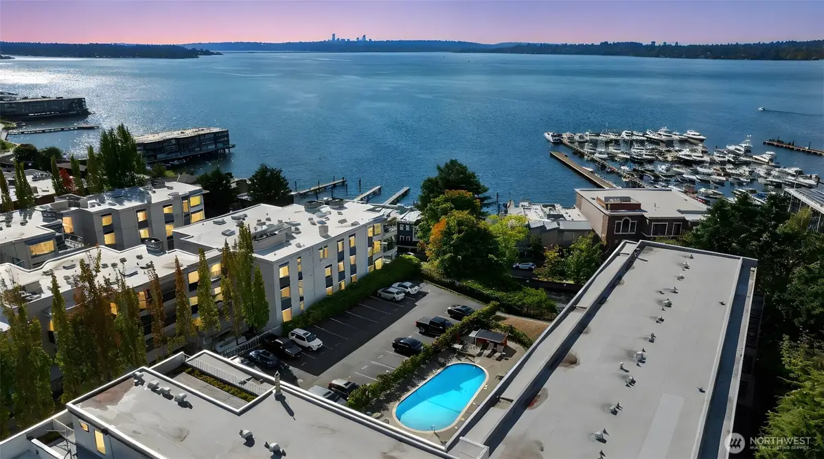 201 2nd Street S #201, Kirkland, WA 98033 - Image #1