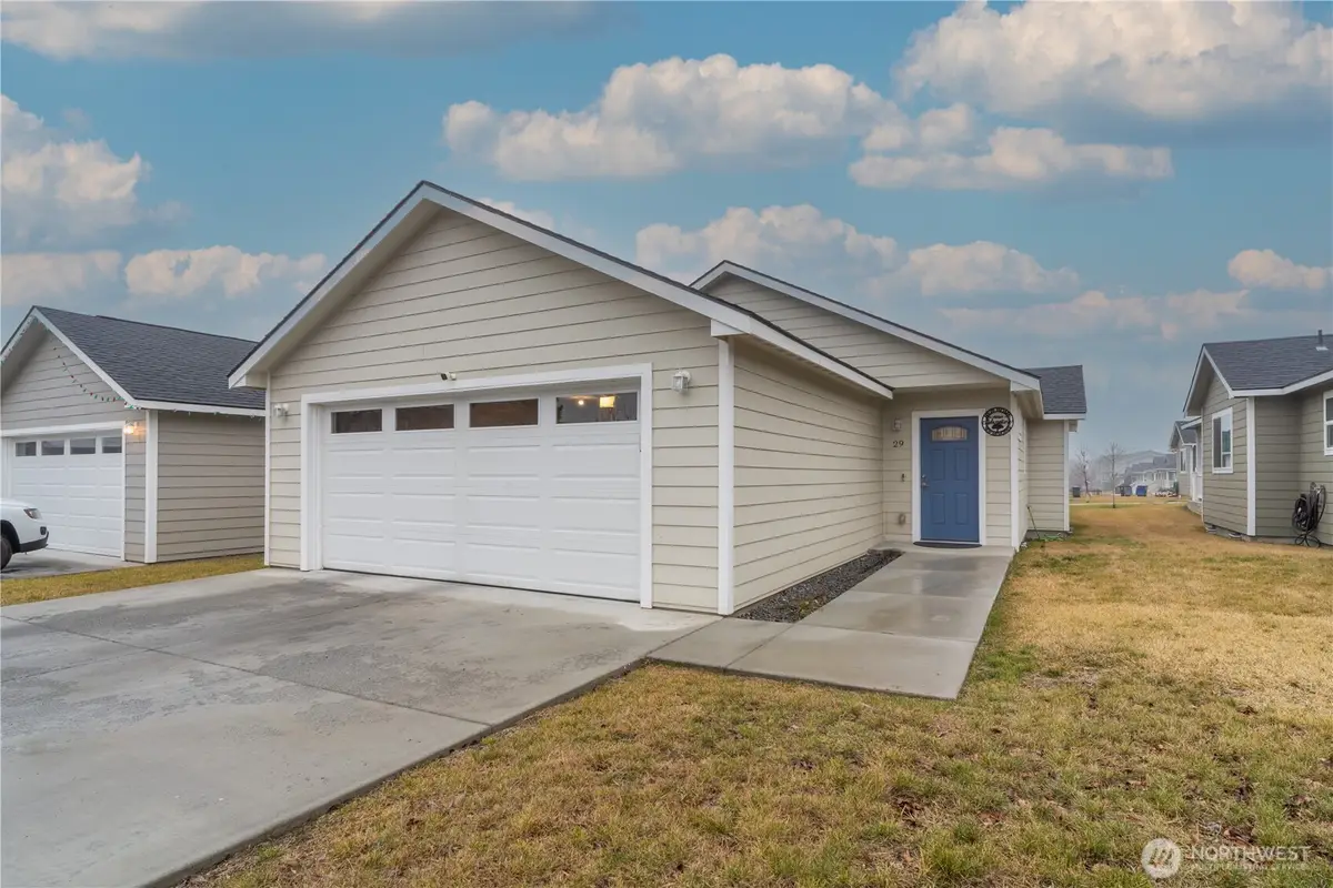 123 E 9th Avenue #29, Moses Lake, WA 98837 - Image #1
