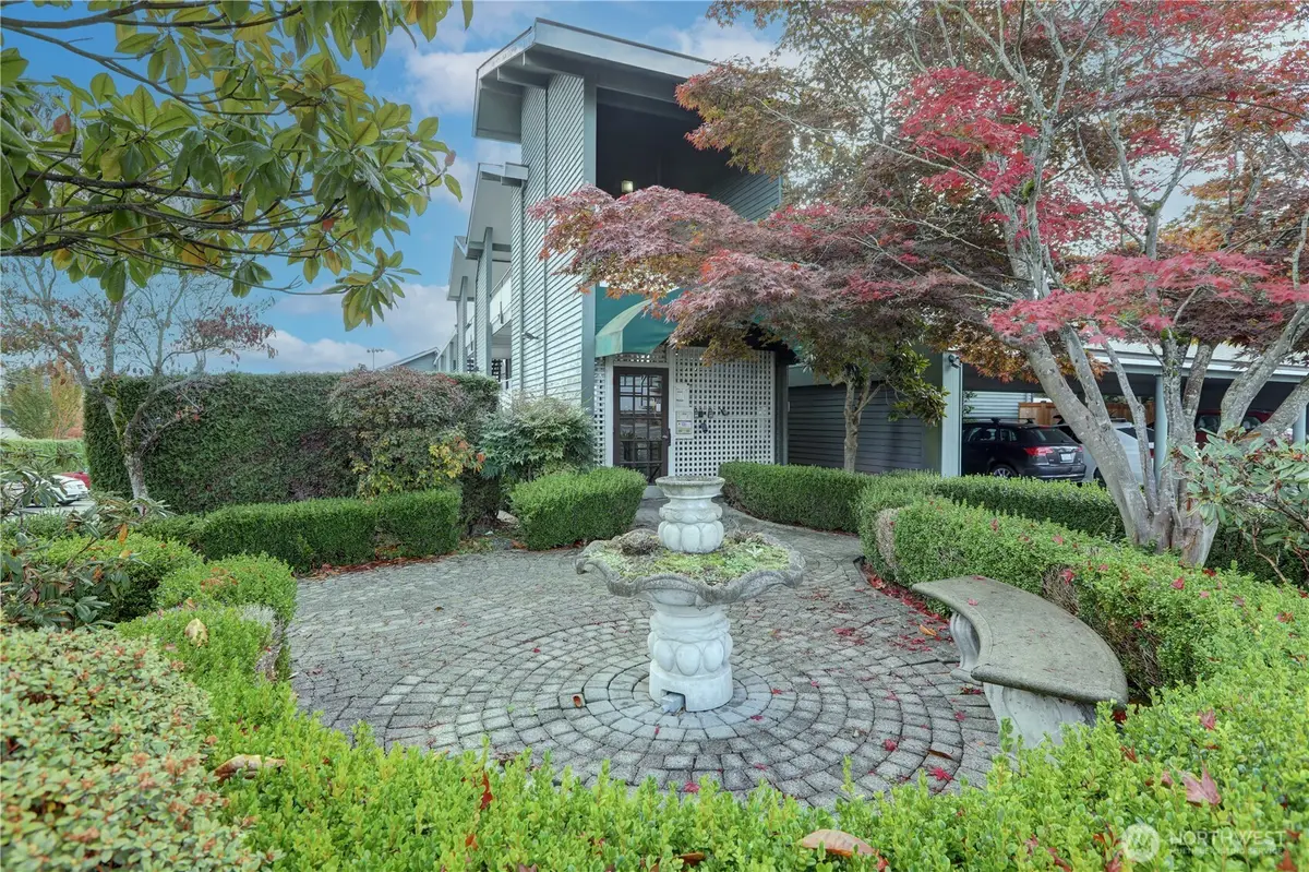 7924 212th Street Sw #305, Edmonds, WA 98026 - Image #1