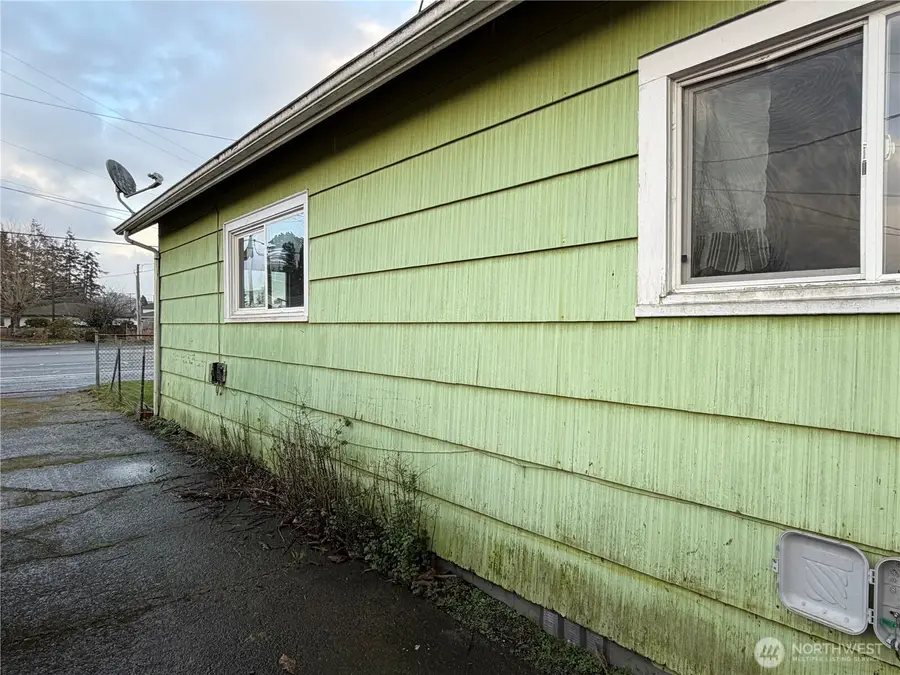103 S West Boulevard, Aberdeen, WA 98520 - Image #3
