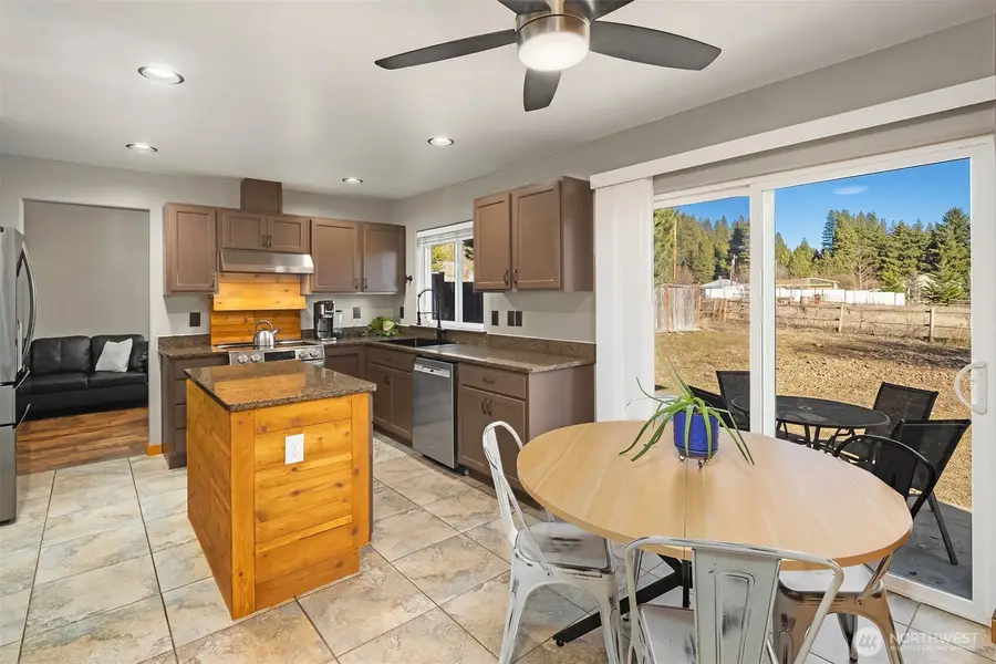 504 N Floral Avenue, Cle Elum, WA 98922 - #3