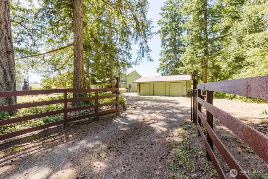 13818 Glenwood Road Sw, Port Orchard, WA 98367 - Image #3