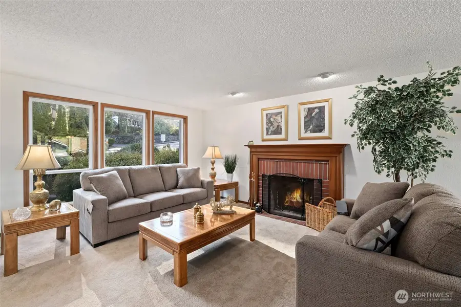 2201 33rd Avenue Se, Puyallup, WA 98374 - #3