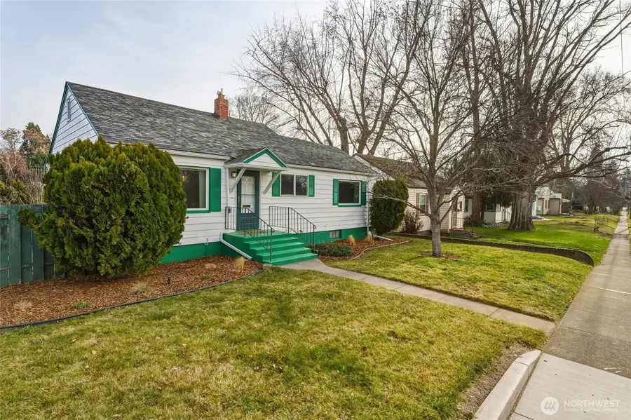 1044 N Clinton St, Walla Walla, WA 99362 - Image #3