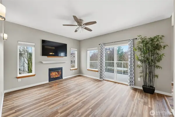 4637 Celia Way #201, Bellingham, WA 98226