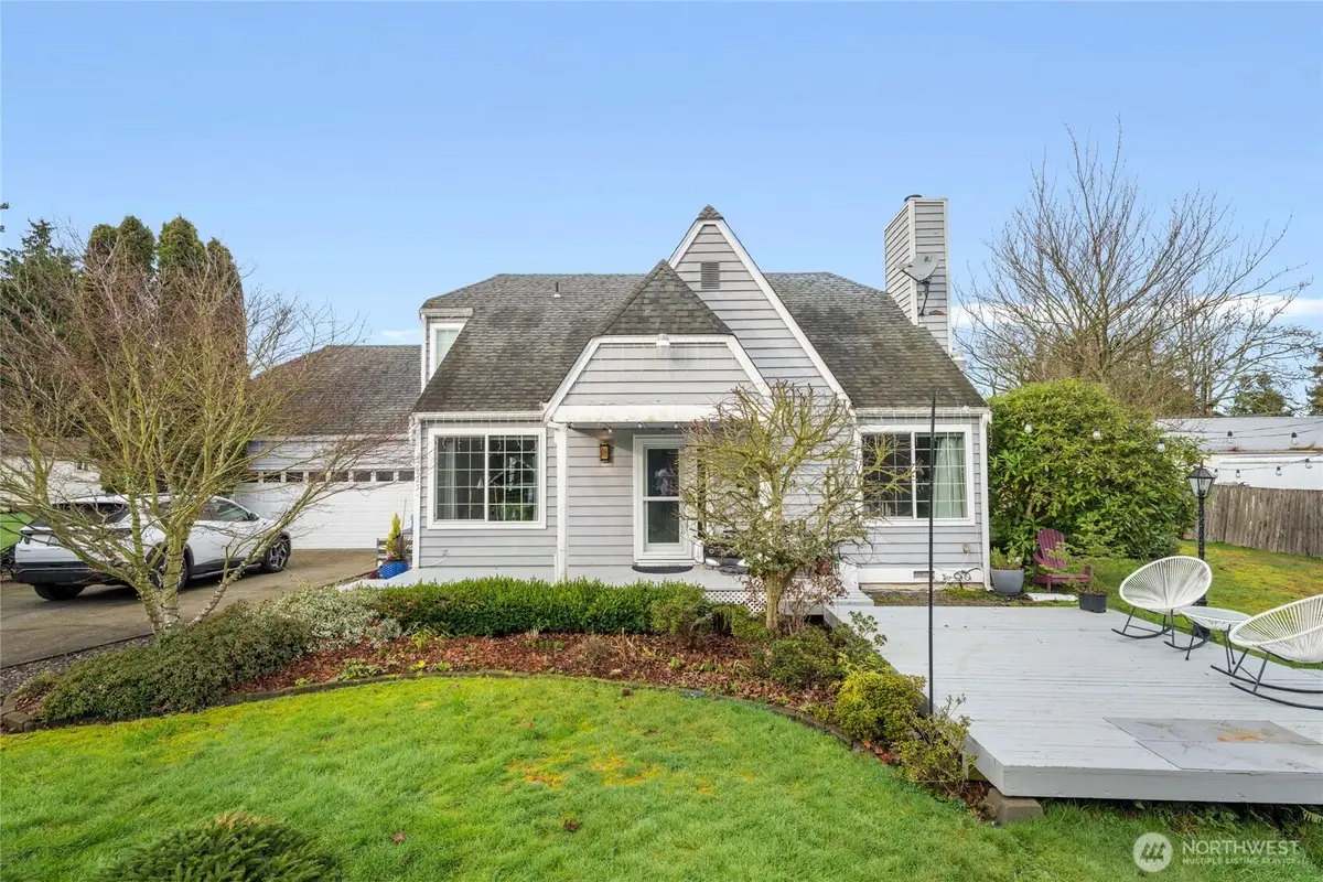 25825 12th Avenue S, Des Moines, WA 98198 - #1