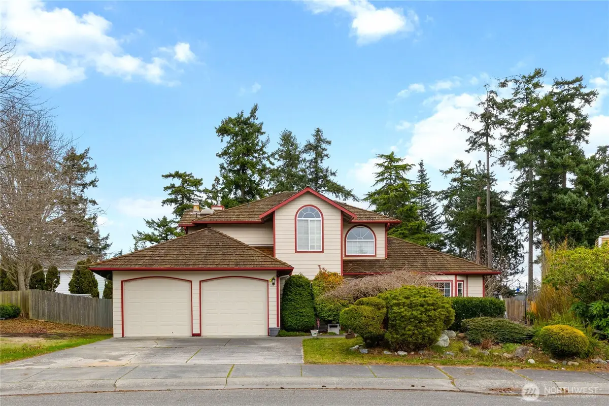 550 SW Muzzall Street, Oak Harbor, WA 98277 - Image #1