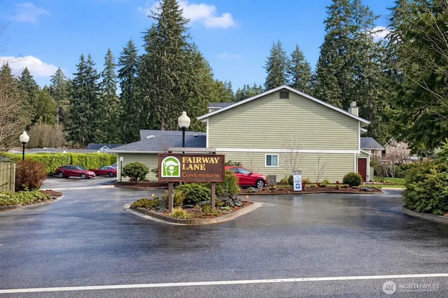 3935 NE Fairway Lane, Bremerton, WA 98312 - Image #2