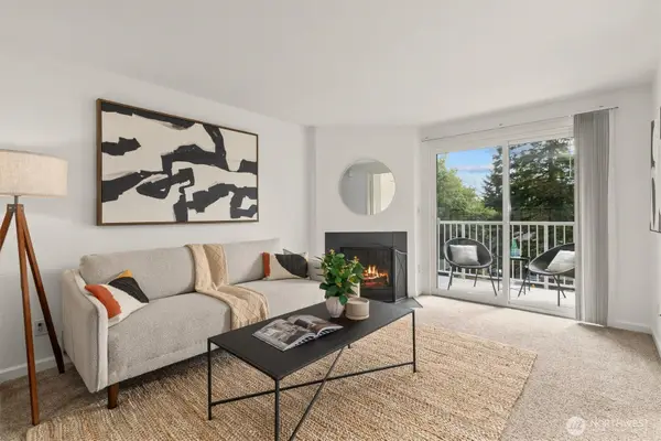 9484 Redmond-woodinville Road Ne #C-205, Redmond, WA 98052