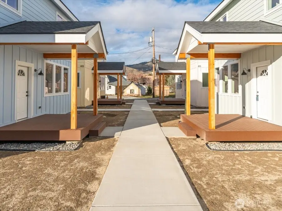 413 E Okanogan Avenue, Chelan, WA 98816 - #2