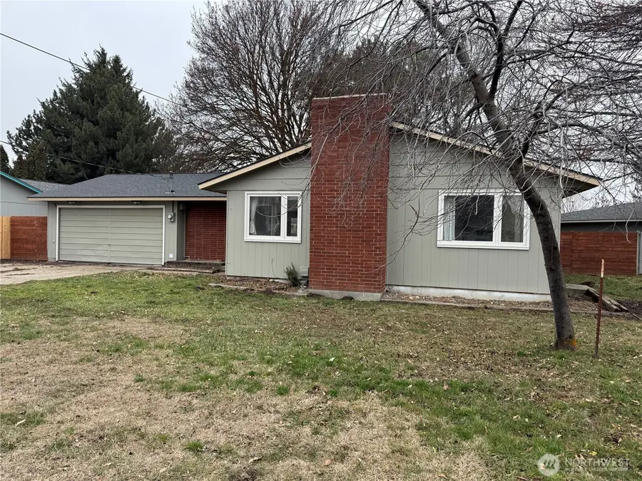 200 E 17th Avenue, Ellensburg, WA 98926 - #2