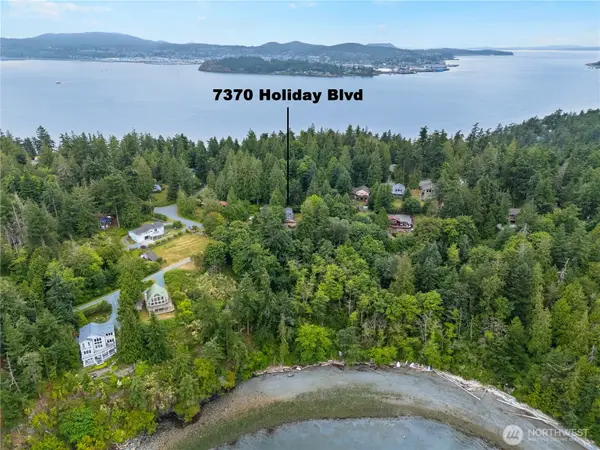 7370 Holiday Boulevard, Anacortes, WA 98221