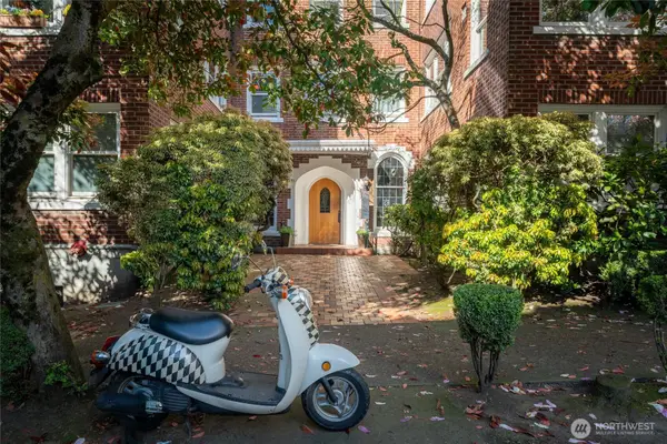 411 Boylston Avenue E #207, Seattle, WA 98102