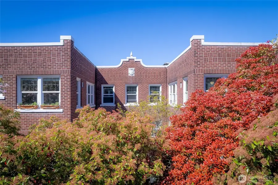 411 Boylston Avenue E #207, Seattle, WA 98102 - Image #2