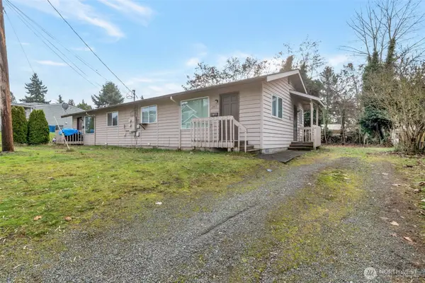 2815 - 2817 Ne 7th Street, Renton, WA 98056