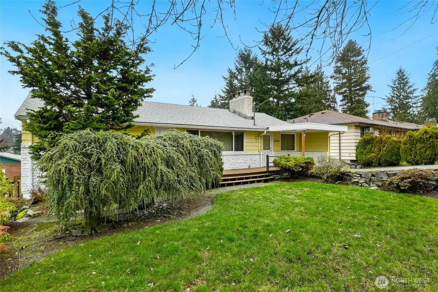 16740 Meridian Avenue N, Shoreline, WA 98133 - Image #2