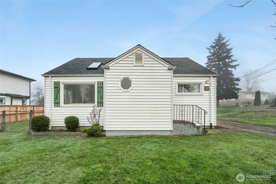 1610 Maine Street, Milton, WA 98354 - #2