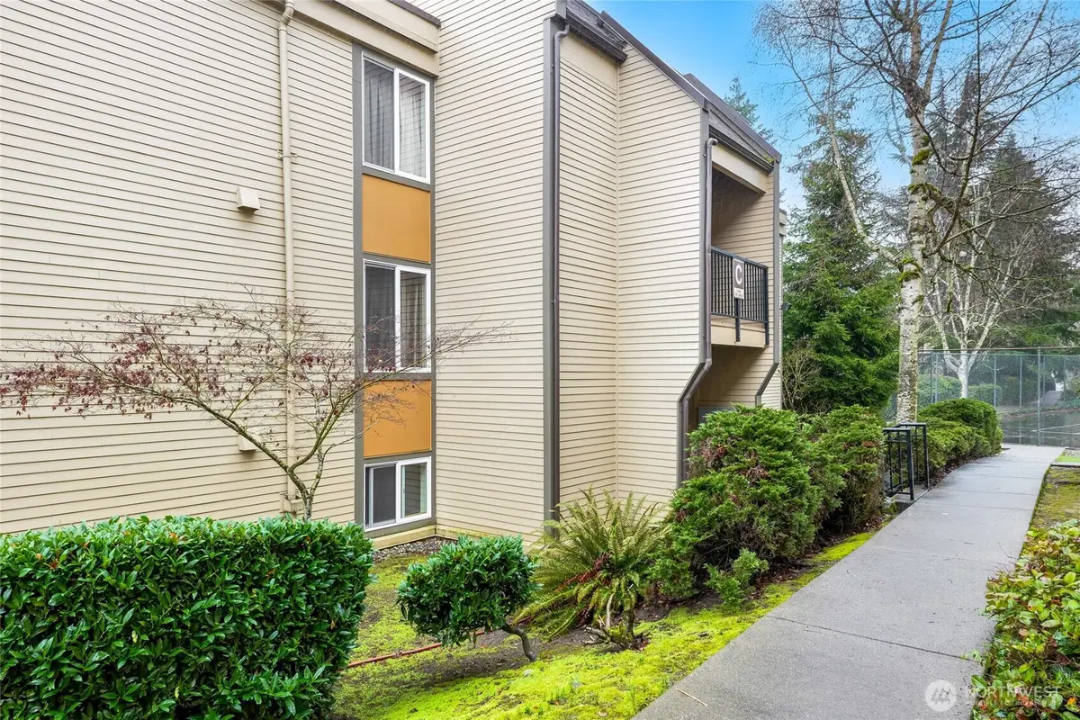 14645 NE 34th St #C9, Bellevue, WA 98007 - Image #1