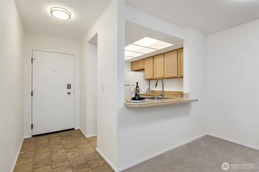 14645 NE 34th St #C9, Bellevue, WA 98007 - Image #2