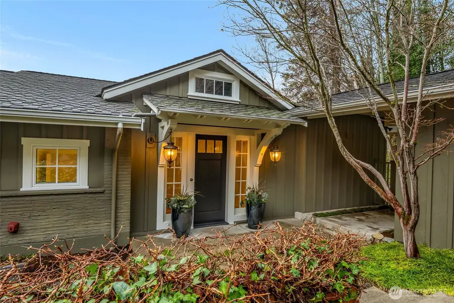 1810 NE 73rd Avenue Ne, Medina, WA 98039 - #3