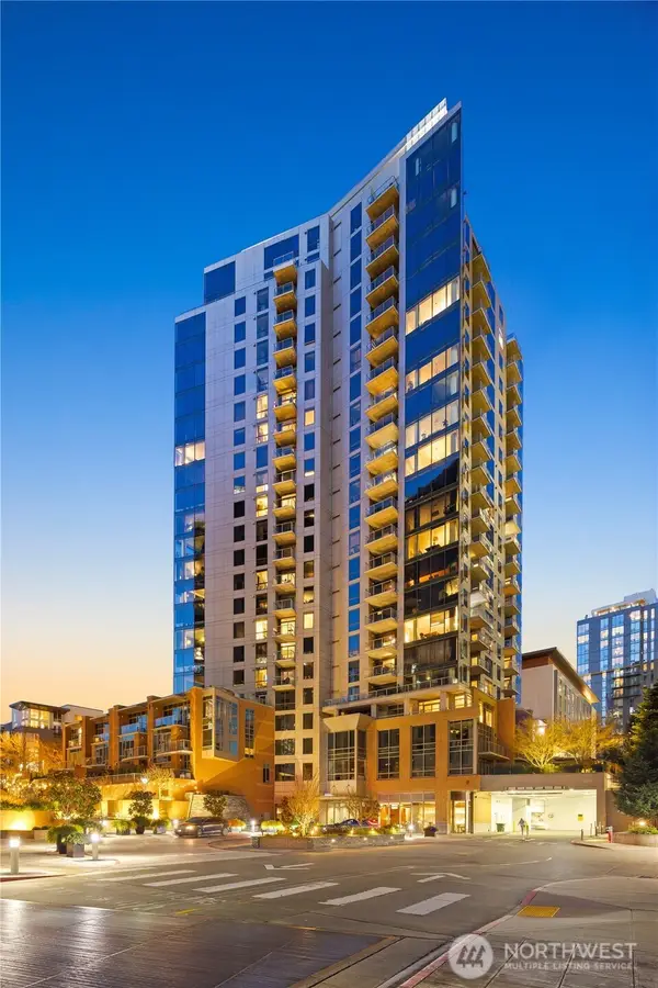 10650 NE 9th Place #2427, Bellevue, WA 98004