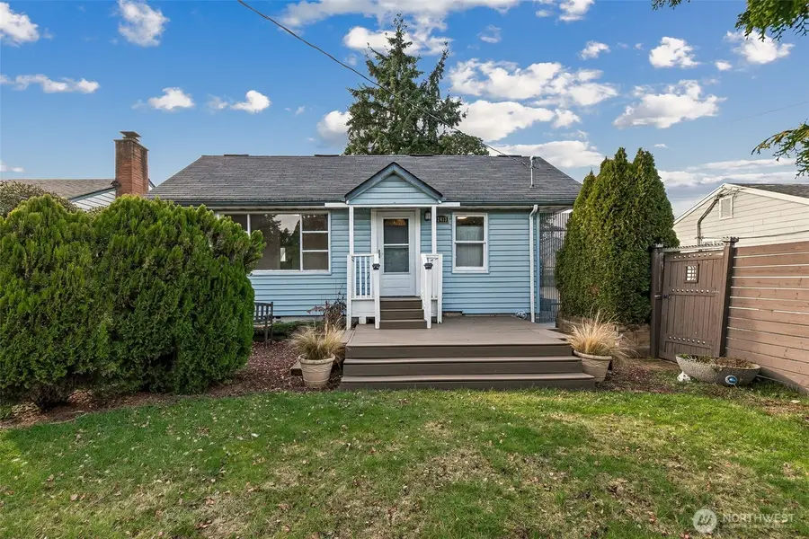12413 2nd Avenue S, Seattle, WA 98168 - Image #2