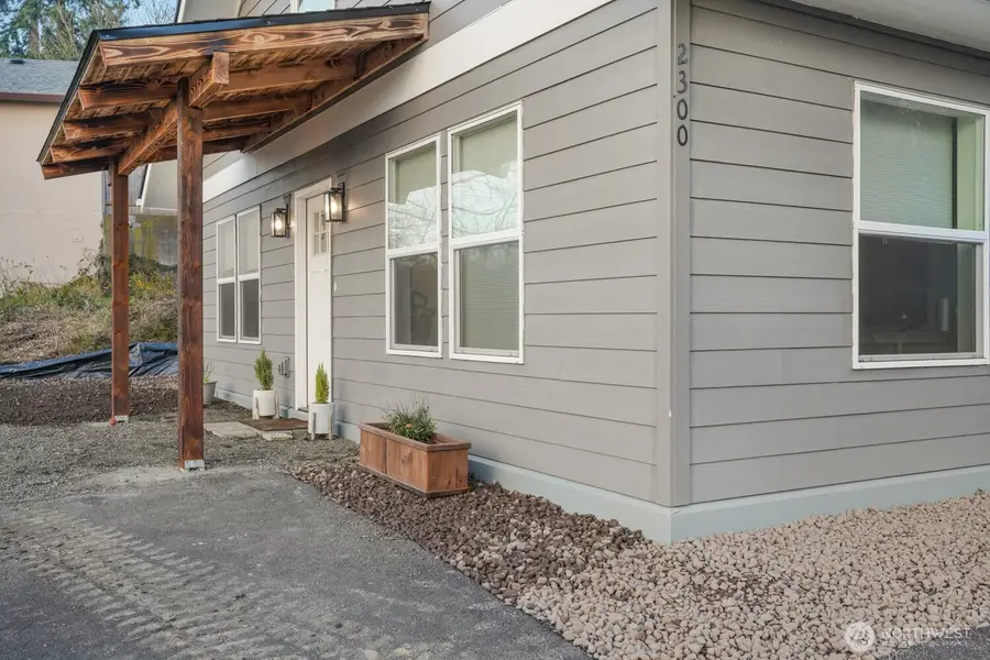 2300 Kelso Drive, Kelso, WA 98626 - Image #2