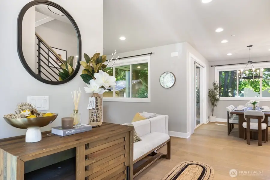 8021 NE 127th Lane, Kirkland, WA 98034 - Image #2