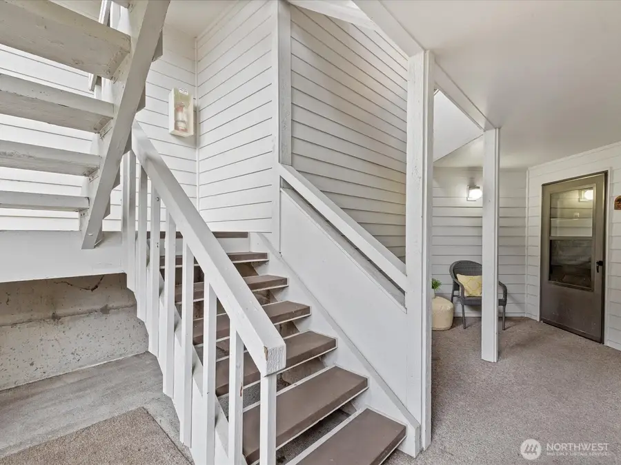 23405 Lakeview Drive #H106, Mountlake Terrace, WA 98043 - Image #2