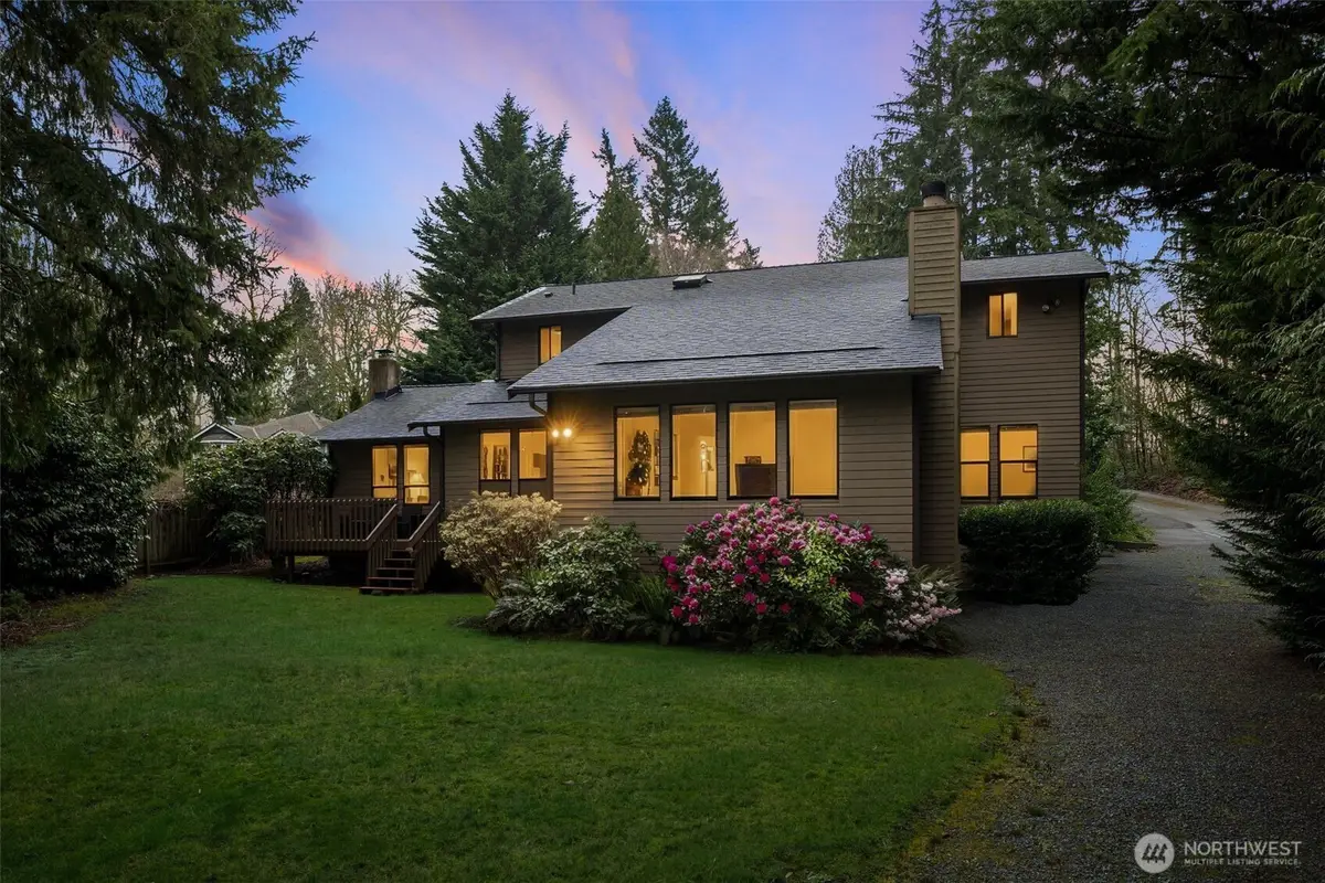 18557 W Lake Desire Drive Se, Renton, WA 98058 - #1