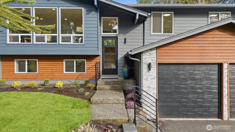 10500 NE 136th Place, Kirkland, WA 98034 - Image #2