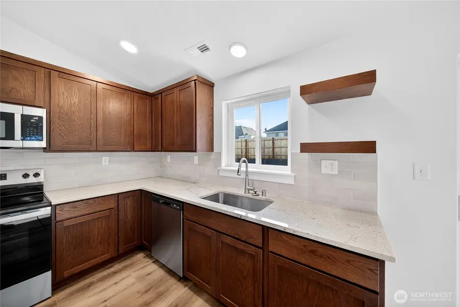 108 N Saratoga Way, Moses Lake, WA 98837 - #3