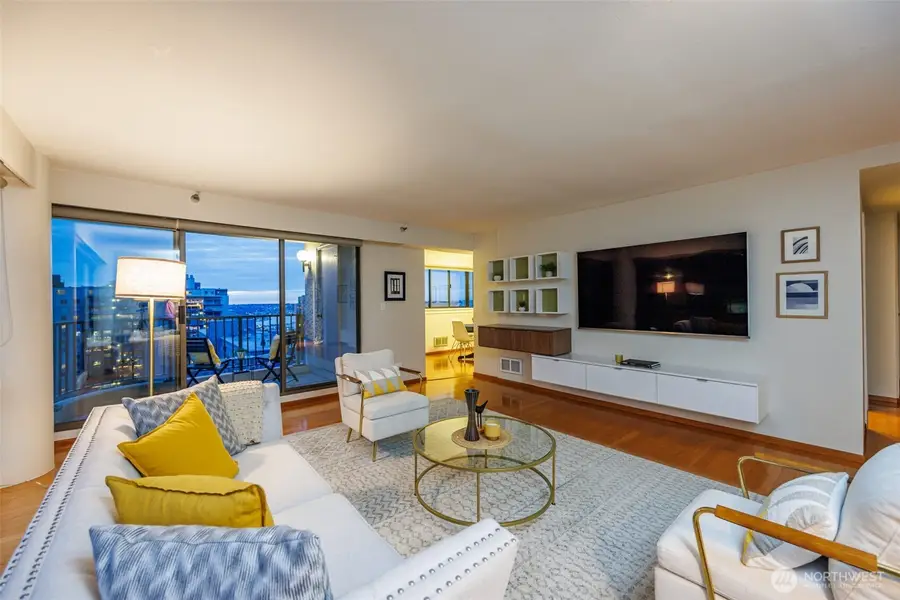 1120 Spring Street #1301, Seattle, WA 98104 - Image #3