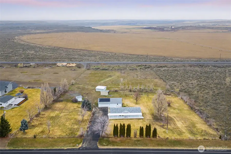 4698 St Highway 28 E, Soap Lake, WA 98851 - #3