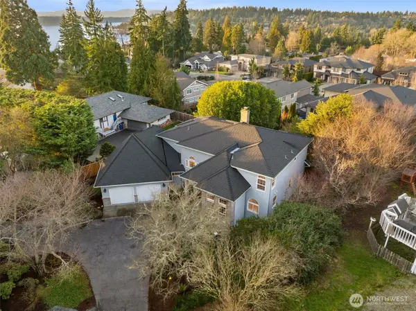 440 SW 185th Place, Normandy Park, WA 98166