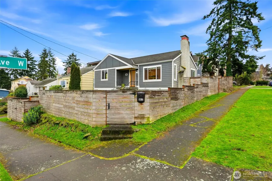 3017 W Government Way, Seattle, WA 98199 - Image #3